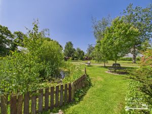 Grounds- click for photo gallery